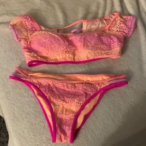 Victoria’s Secret bikini